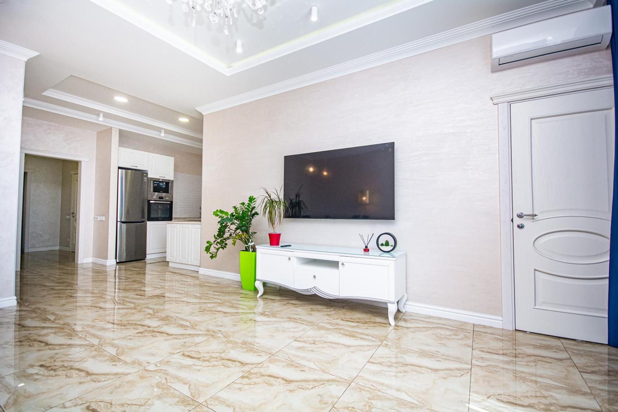 키예프 Luxury For Business & Pleasure Royal 3 아파트 외부 사진