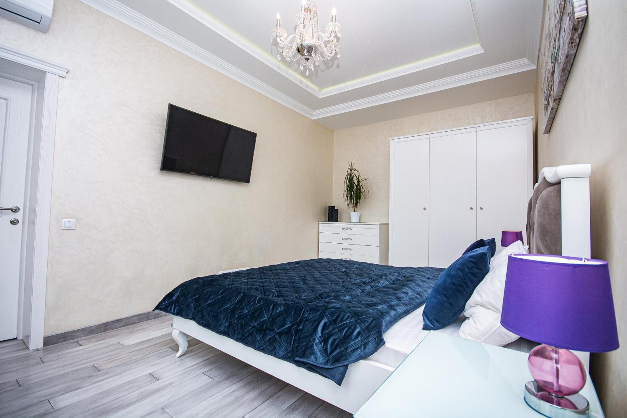 키예프 Luxury For Business & Pleasure Royal 3 아파트 외부 사진
